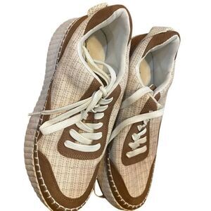 Universal Thread size 9 canvas platform shoes brown tans casual shoes
